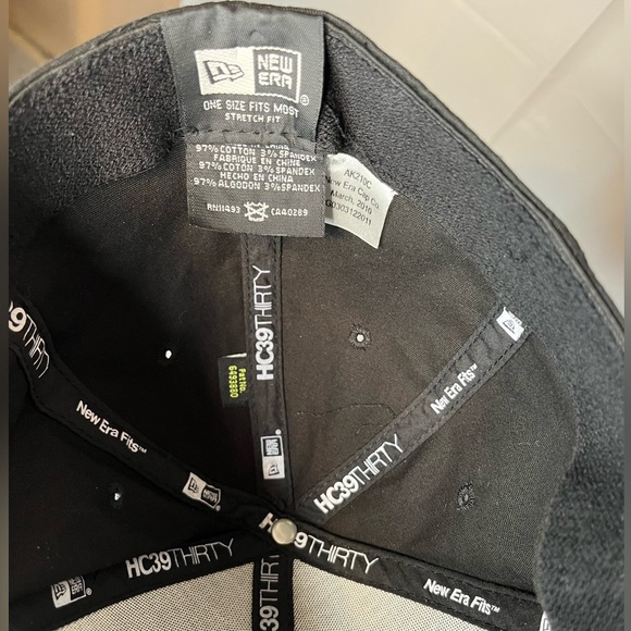 QuickSilver hat. New Era - Picture 9 of 10